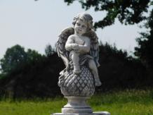 Ange en pierre - sur socle - 60 cm - spirituel et détaillé