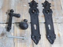 Ensemble de quincaillerie pour porte - fer antique (PZ92 - Cylindre profilé) :