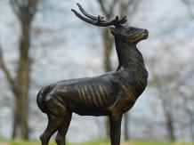 Cerf - debout avec bois - métal - 30 cm - couleur bronze