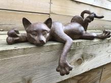 Chat couché - polystone - 37 cm - marron - statue d'art