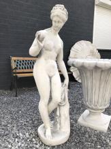Venus mit Apfel - Steinstatue - 114 cm - klassisch weiß