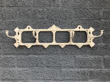 Wandgarderobe antik-weiß mit drehbarem Haken