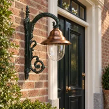 Klassieke wandlamp – groen aluminium – koperen kap