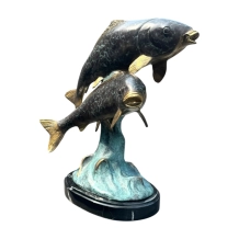 Koi karpers beeld – exclusief bronzen sculptuur – kunst in kleur