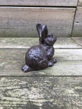 Lapin - statue en fonte - 9 cm - marron/noir - en détail