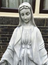 Maria - stenen beeld - 115 cm - met strik - klassiek wit