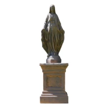 Tuinbeeld Maria op sokkel - groot standbeeld van 155 cm hoog - oxide steen