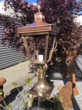 Staande lamp op voet, messing, lamp voor op zuil