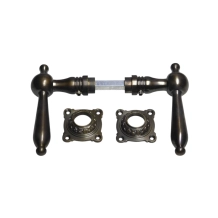 Deurklinken 'Revo' met rozetten – gepatineerd messing set