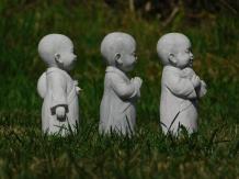Ensemble de 3 moines - statue en pierre - 24 cm - Shaolin