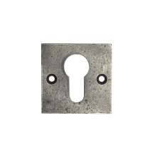 Rozet voor cylindersloten – PC – verzinkt gietijzer – vierkant