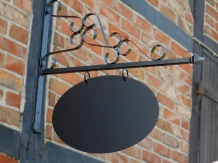 Enseigne de magasin en fer - peinte en noir - romantique