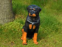 Schöne polystone Statue eines Rottweilers