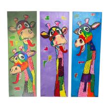 Set van 3 schilderijen met giraffen - groen, paars en blauw