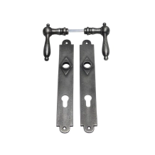 Deurset van twee klinken en platen - voor huisdeuren (PZ92) - gietijzer verzinkt