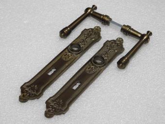 Montel Türgriffset + lange Türplatten BB 72 – patiniertes Messing