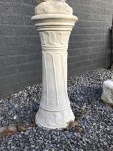 Podest - Stein - 70 cm - moderne Optik - weiß