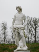 Saint Hubert - sur socle - pierre - 205 cm - détaillé