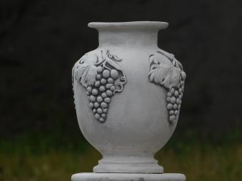 Vase de jardin avec raisins sur piédestal – 54 cm – pierre classique