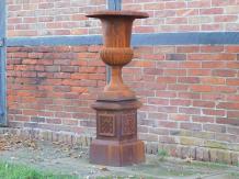 Klassische Gartenvase, exklusive Gartendeko / Vorgartendeko