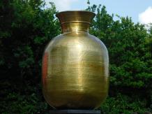 Einmalig: Vase XL - 80 cm - Gold - Metall