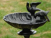 Bain d'oiseaux sur pied - aluminium - noir - décoration classique