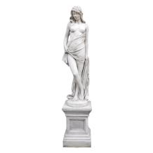 Vrouw op sokkel - steen - 210 cm - klassiek wit - in detail