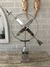 Cadran solaire en nickel - sur pied - classique