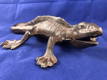 Eidechse - Gusseisenstatue - 27 cm - braun - im Detail