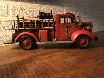 Wunderschönes Metallmodell eines Feuerwehrautos / Feuerwehr, wunderschön im Detail!