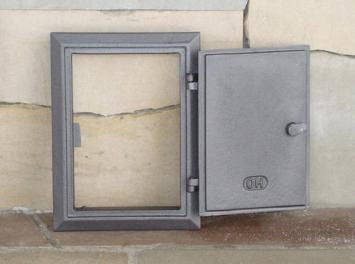 Porte de nettoyage en fonte avec serrure, non traitée en couleur