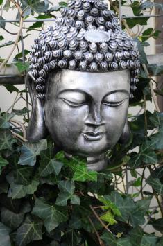 Buddha - Indonesischer Kopf - Polystone Statue - grau/silber