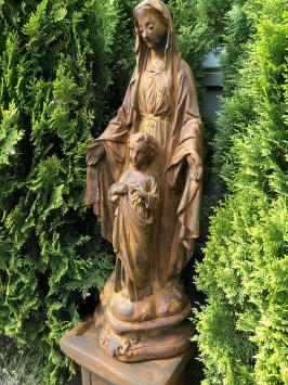 Maria mit Kind, voll von Steinoxid