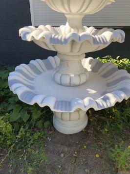 Fontaine de jardin à 4 vasques – 210 cm – pierre massive