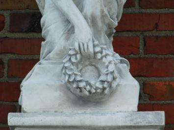 Statue Kniender Engel mit Kranz - 80 cm - Stein