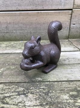 Eekhoorn - gietijzer beeld - 12 cm - bruin - in detail