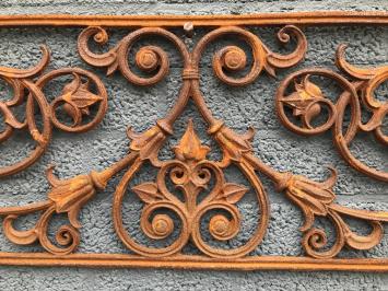 Hekwerk, antiek raam rek, gietijzeren (cast iron) rek / balkon reling