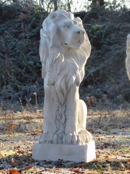 Sitzender Löwe - Polystone - 78 cm - weiß/grau - links