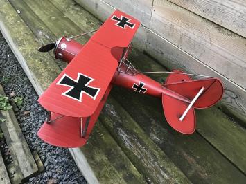 Metallmodell eines Flugzeugs aus dem 2. Weltkrieg, ein Modell der Luftwaffe