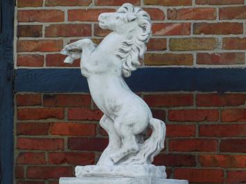 Paard - op sokkel - stenen dierenbeeld - 140 cm - klassiek