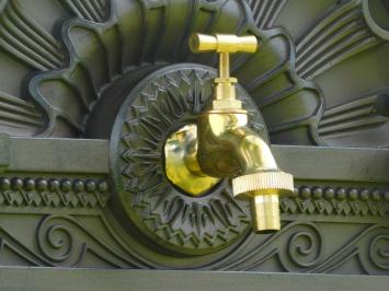 Fontaine sur pied – aluminium brun rustique avec robinet en laiton