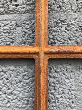 Eisenstallfenster - Fensterdeko 'Riff' - unbehandelt