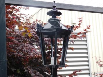 Wandleuchte Aluminium – klassisch – schwarz – „Schlossstil“