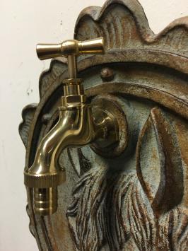 Lavabo mural avec image de cheval – fonte 60 cm – rustique